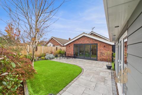 4 bedroom detached bungalow for sale, The Paddocks, Great Bentley
