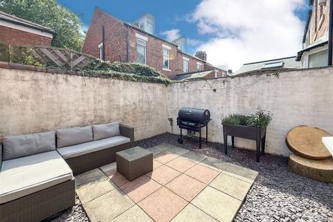 3 bedroom semi-detached house for sale, Coleridge Avenue, Gateshead, NE9