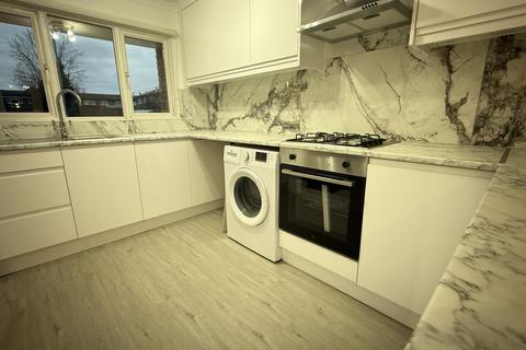 undefined, Glamis Close, Cheshunt