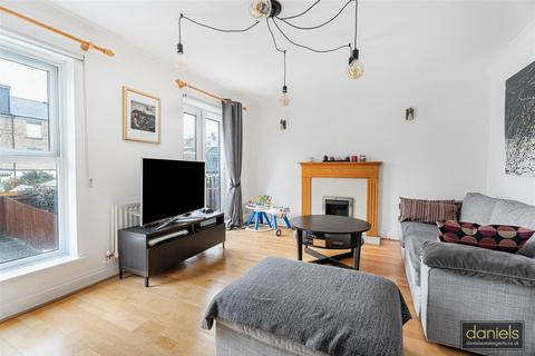 4 bedroom townhouse for sale, Compton Avenue, Wembley