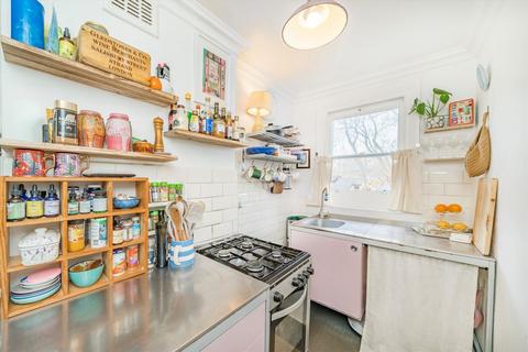 1 bedroom flat for sale, Palace Road, London SW2