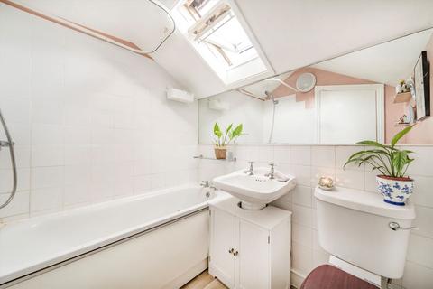 1 bedroom flat for sale, Palace Road, London SW2