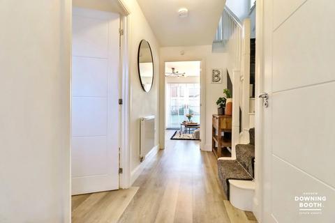 2 bedroom end of terrace house for sale, Poplar Road, Lichfield WS13