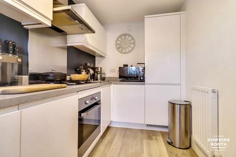 2 bedroom end of terrace house for sale, Poplar Road, Lichfield WS13
