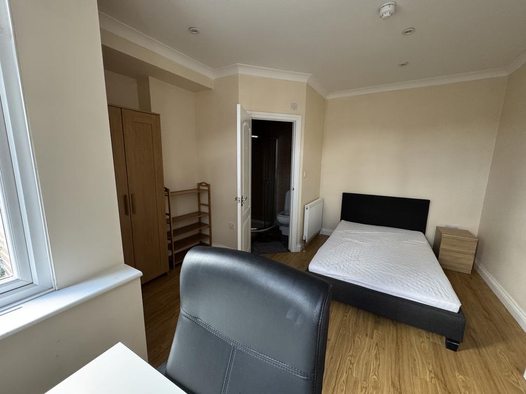 Bedroom 5