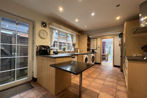 2 bedroom terraced house for sale, Belbroughton Road, Blakedown, Kidderminster