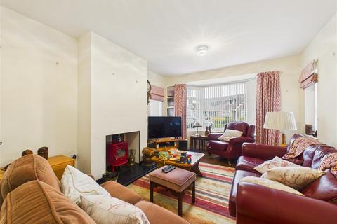 3 bedroom semi-detached bungalow for sale, Tranby Avenue, Hessle