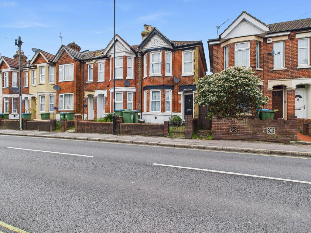 2 bedroom Terraced for rent