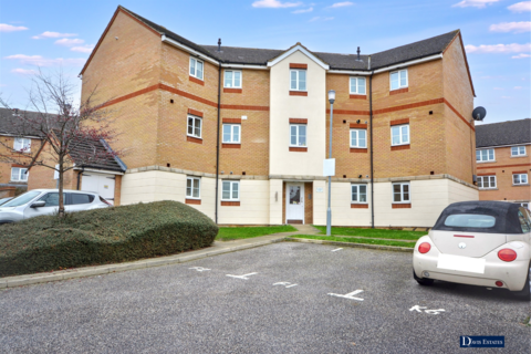 2 bedroom flat for sale, Fleming House, Nightingale Crescent, Harold Wood, RM3