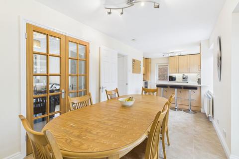 4 bedroom detached house for sale, Docklewell Close, Towcester, NN12