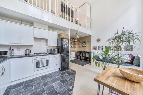2 bedroom maisonette for sale, Windmill Road, Slough, Berkshire
