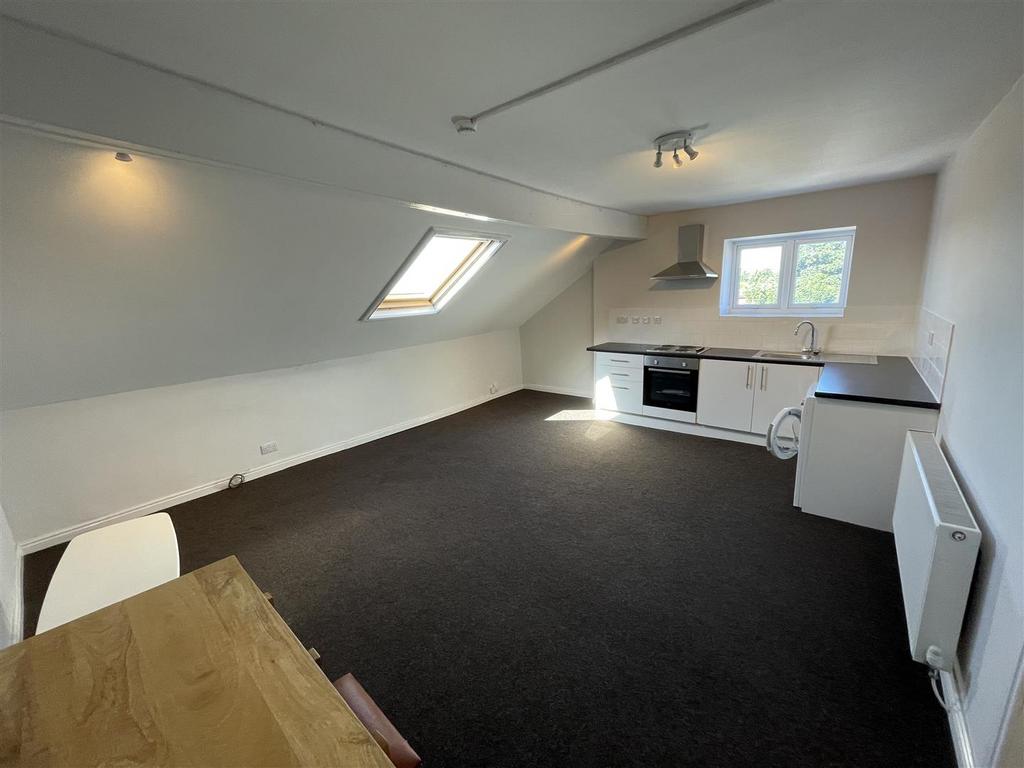 1 E Borough Rd Open Plan.jpg