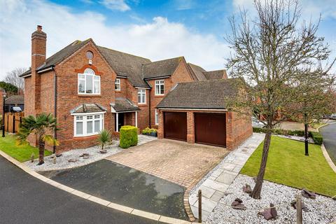 4 bedroom detached house for sale, 10 The Moat House, Eardington, Bridgnorth