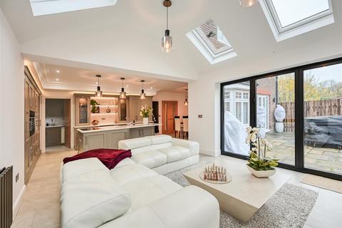 4 bedroom detached house for sale, 10 The Moat House, Eardington, Bridgnorth