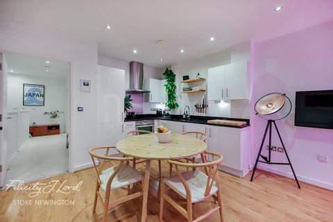 2 bedroom flat for sale, Manor Road, LONDON N16