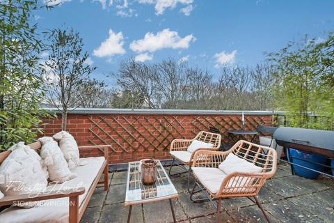 2 bedroom flat for sale, Manor Road, LONDON N16