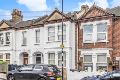 2 bedroom flat for sale, Hythe Road, Thornton Heath, CR7