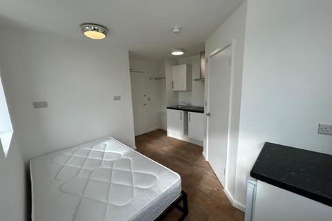 undefined, STUDIO WITH BILLS INCLUDED