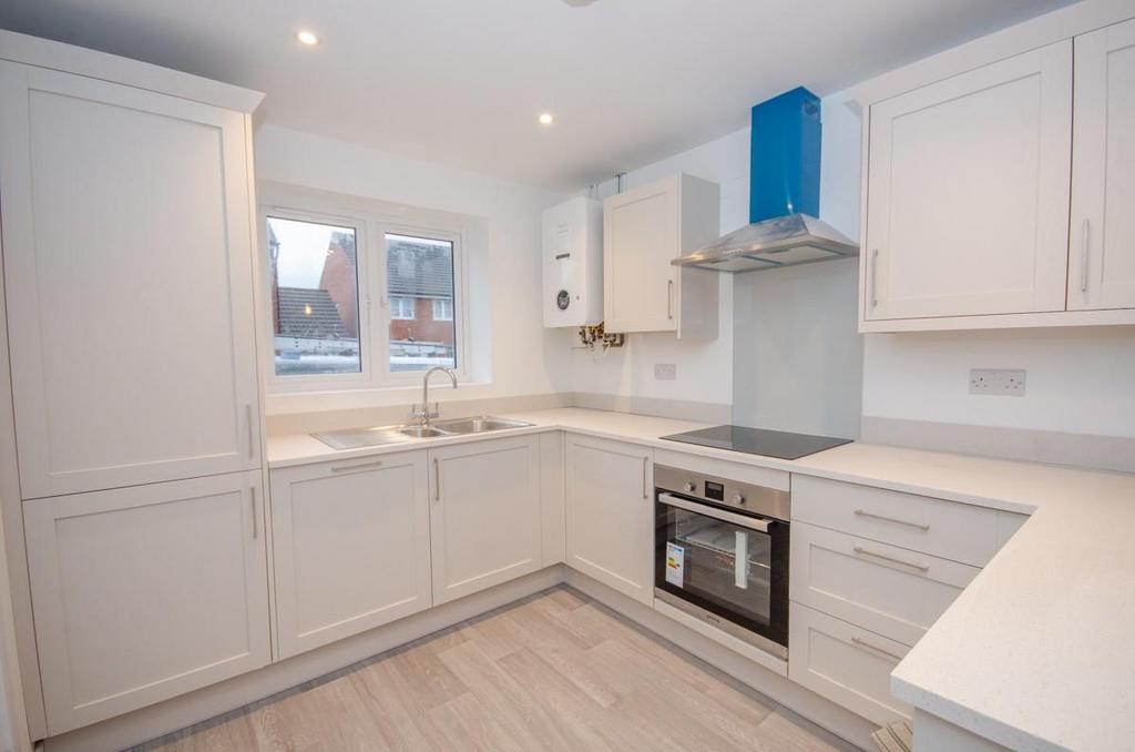 Kitchen pic 2.jpg