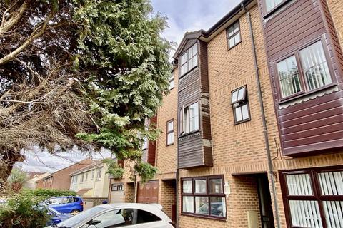 4 bedroom house to rent, Little Pembroke, Worthing