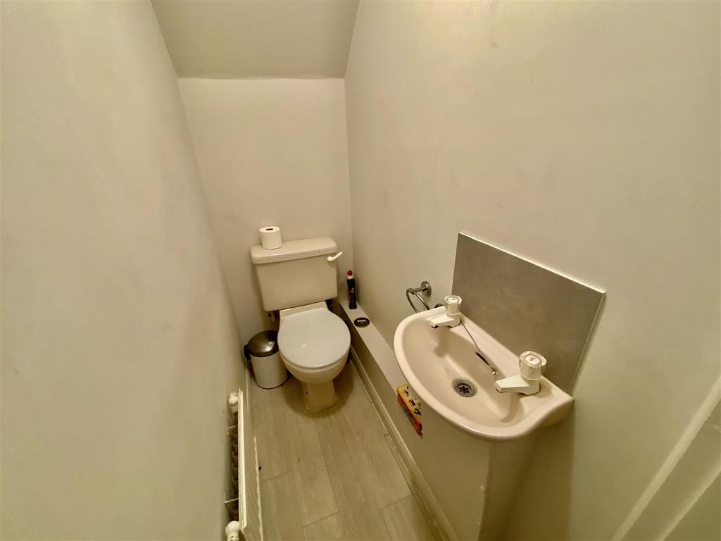 VUp5 SQ0 Pu0y KHgwf Pk Cy BQ.jpg