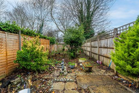 2 bedroom terraced house for sale, Leyland Avenue, Hertfordshire AL1