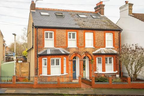 4 bedroom semi-detached house for sale, Boundary Road, Hertfordshire AL1