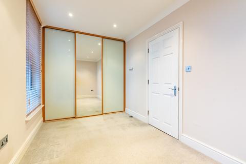 2 bedroom apartment for sale, St. Peters Street, Herts AL1