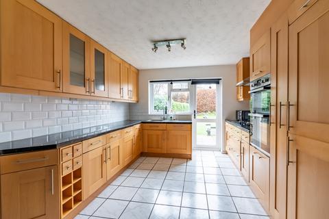 3 bedroom semi-detached house for sale, Fairgreen Road, Luton LU1