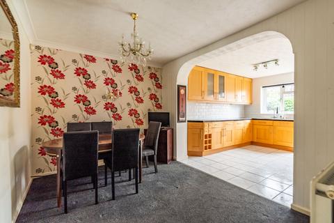 3 bedroom semi-detached house for sale, Fairgreen Road, Luton LU1