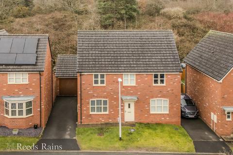 4 bedroom detached house for sale, Meadowfield Crescent, Congleton CW12