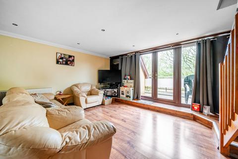 undefined, York Court, Kingsway Gardens, Andover