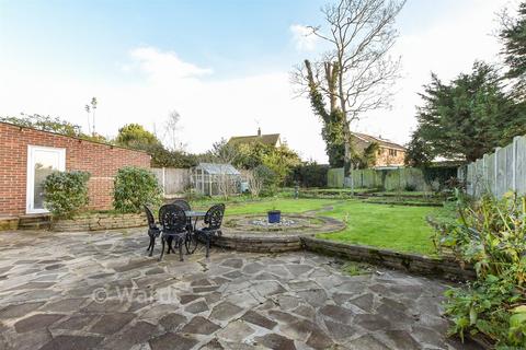 3 bedroom detached bungalow for sale, Dane Court Gardens, Broadstairs CT10