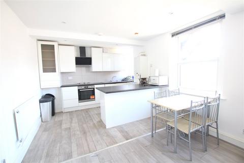 3 bedroom apartment to rent, Gould Terrace, London, E8