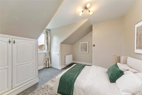 2 bedroom apartment for sale, St Stephens Gardens, St Margarets, TW1