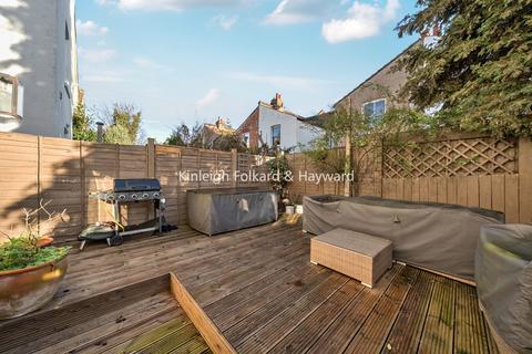 2 bedroom flat to rent, Heaton Road, Mitcham, CR4