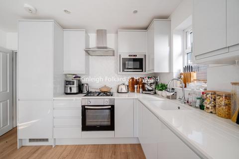 2 bedroom flat to rent, Heaton Road, Mitcham, CR4