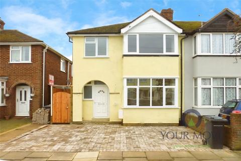 3 bedroom end of terrace house to rent, Winchester Road, Bedfordshire MK42