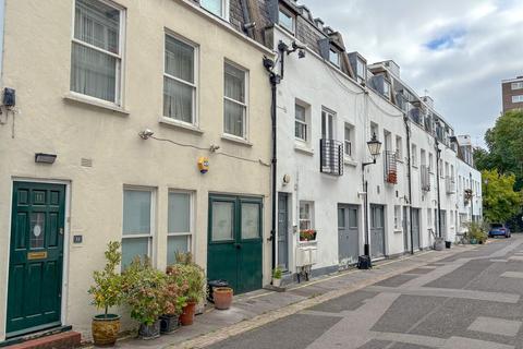 3 bedroom apartment to rent, Brook Mews, Paddington, London
