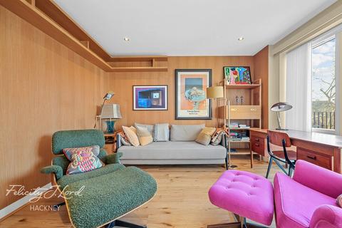 undefined, Lansdowne Drive, London E8