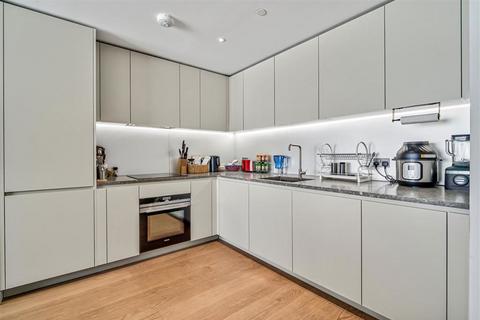 2 bedroom flat for sale, Cutter Lane, London SE10