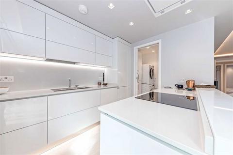 2 bedroom flat to rent, Borough High Street, London SE1