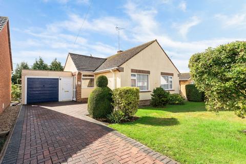 2 bedroom detached bungalow for sale, Windsor Road, Salisbury SP4