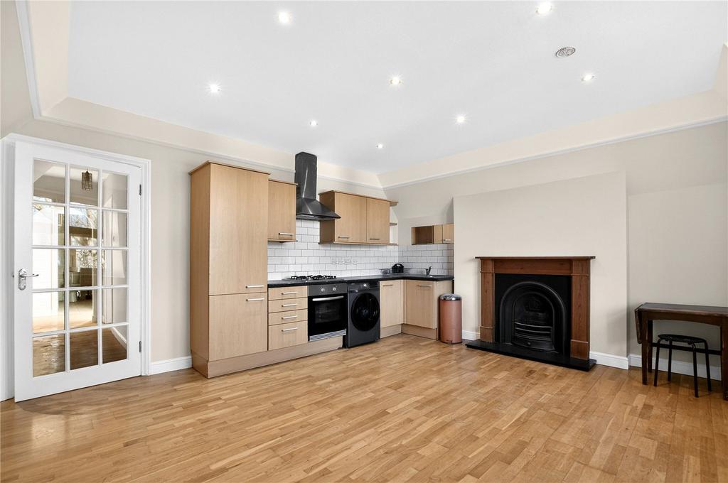 Reception/Kitchen