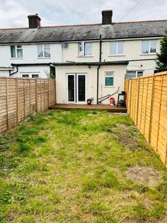 1 bedroom flat to rent, Carterhatch Lane, Enfield EN1