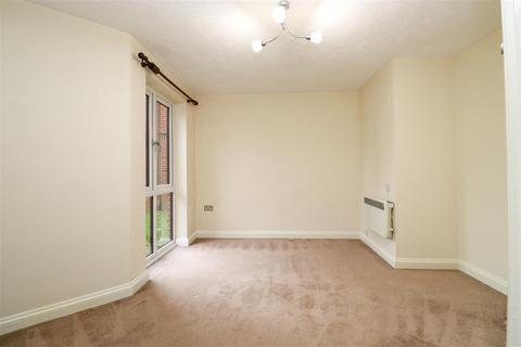 undefined, Crookham Road, Church Crookham GU51