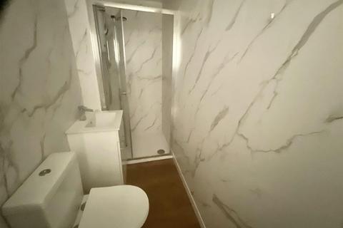 1 bedroom property to rent, Eastborough, Scarborough, YO11