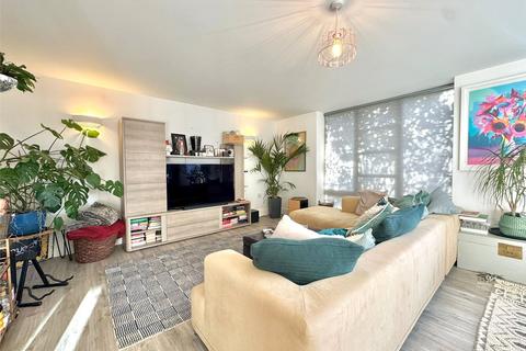 2 bedroom apartment to rent, East Street, Farnham, Surrey, Surrey, GU9