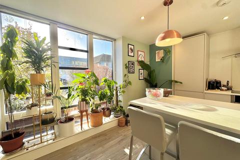 2 bedroom apartment to rent, East Street, Farnham, Surrey, Surrey, GU9