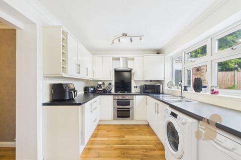 3 bedroom semi-detached house for sale, Cox Road, Arlesford